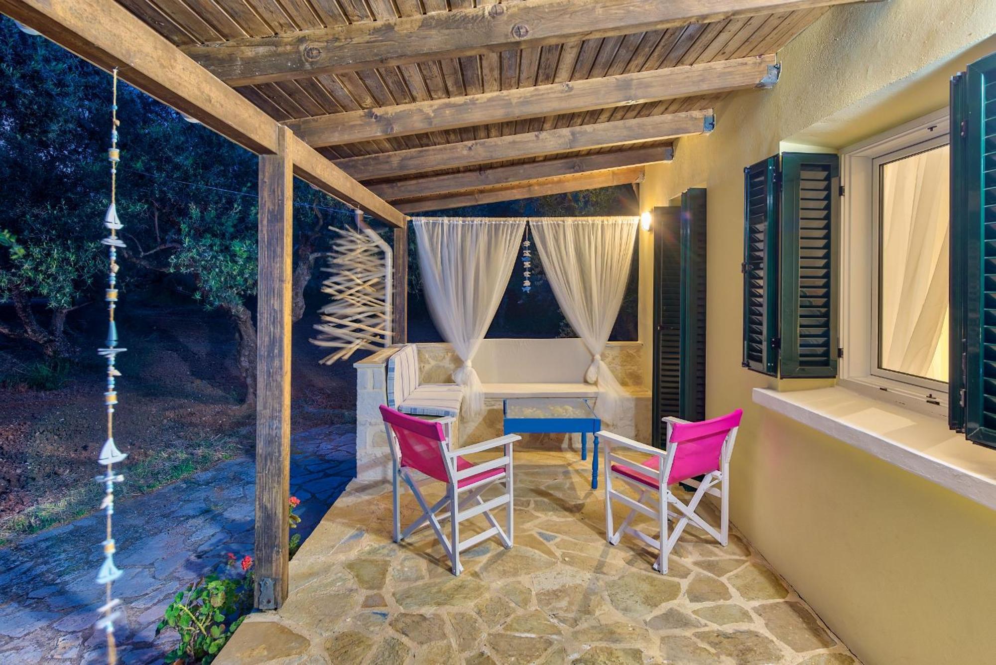 Olivegrove Villa - Nestled In Olive Trees With Private Pool, By Zantewize 트라가키온 외부 사진